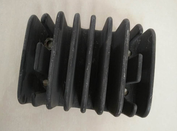 低壓鑄造散熱器